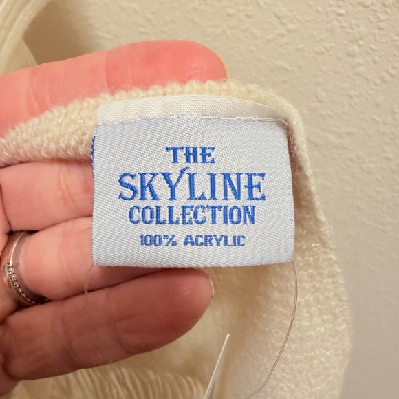 The Skyline Collection Women's Ivory and Black Fringed Open Front Shawl Sweater - Picture 6 of 14